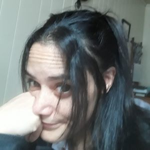 Meet your Posher, Ella